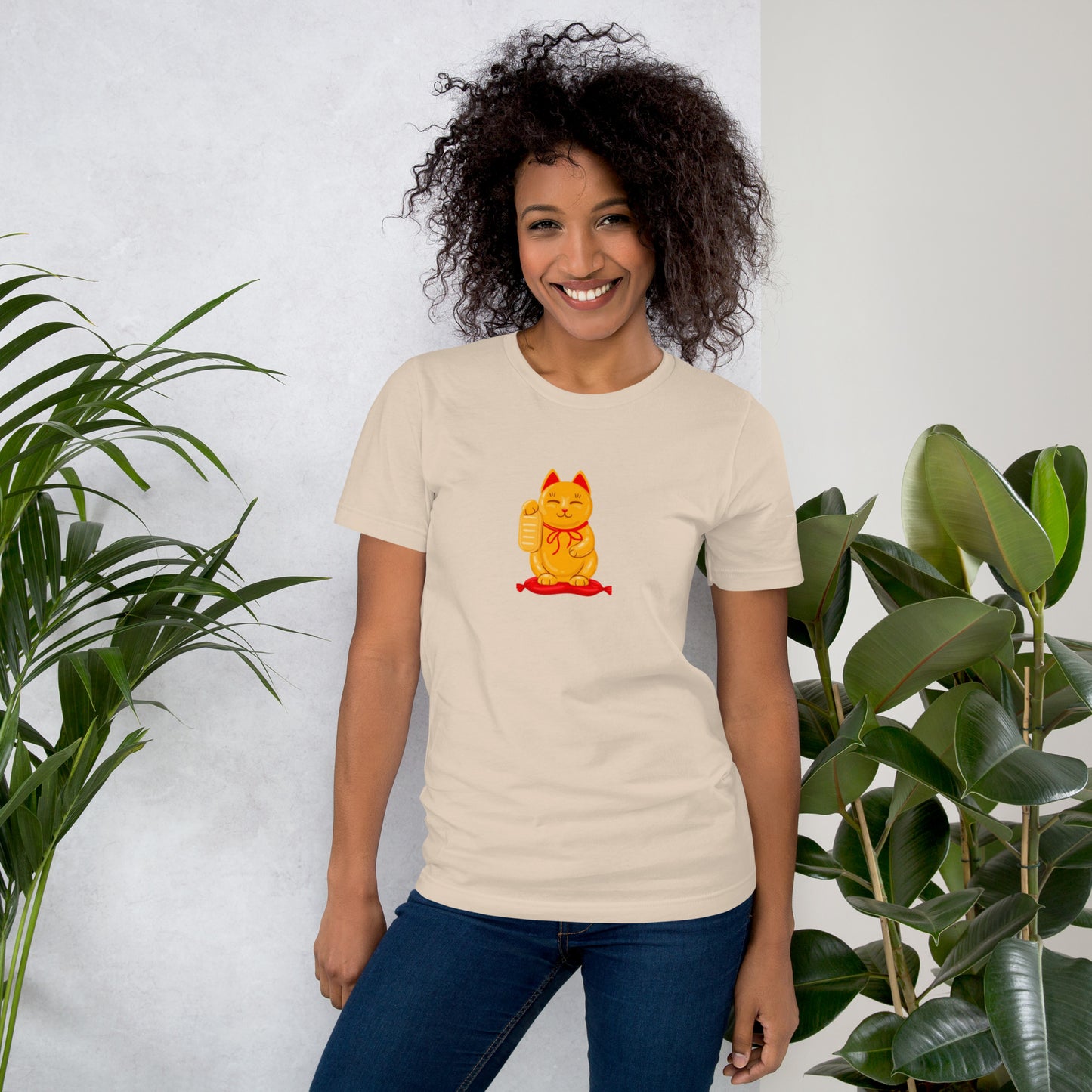 Japanese Lucky Cat Unisex t-shirt